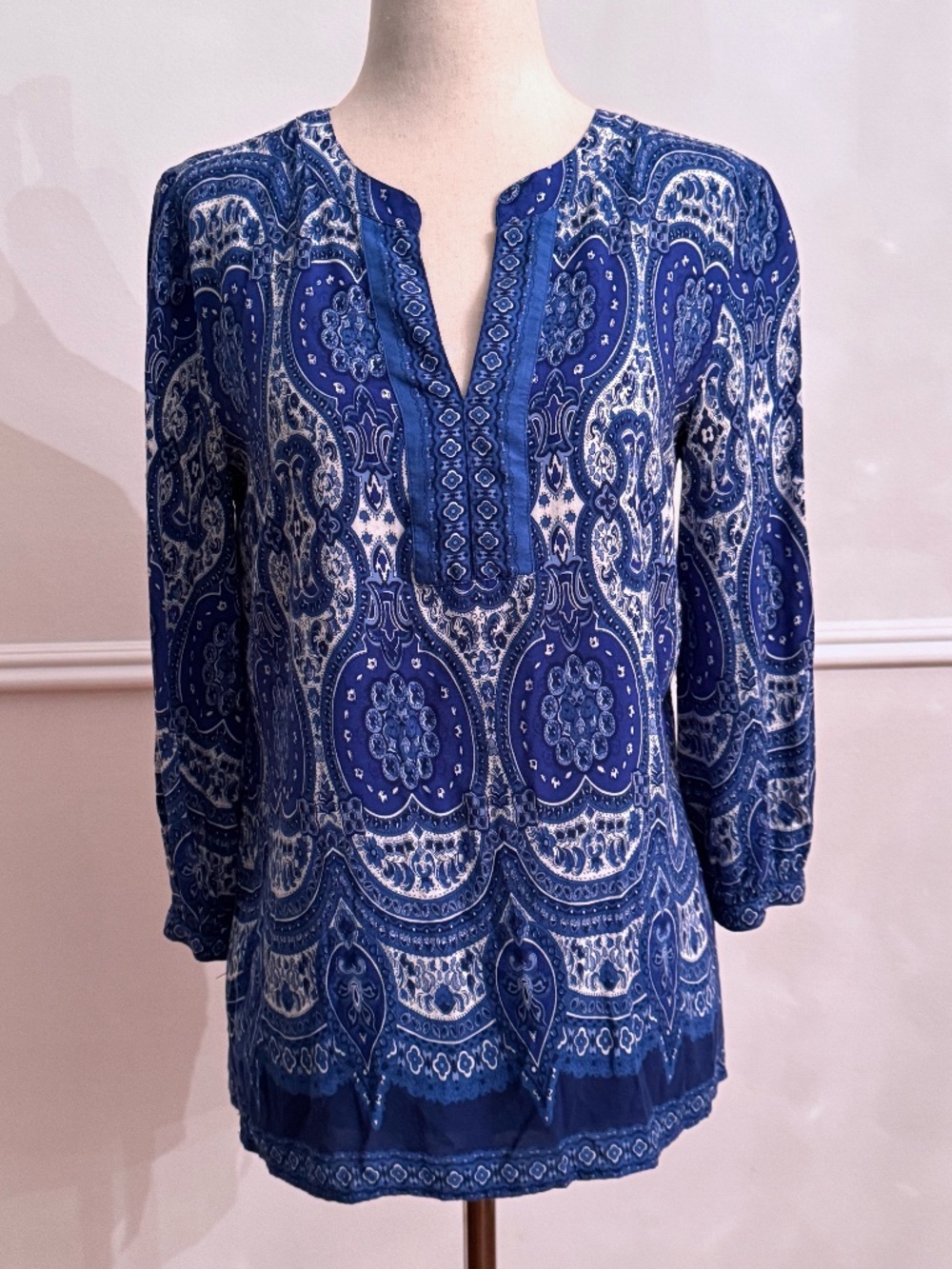Talbots Blue Paisley Medallion Print Tunic Top Size XS 3/4 Sleeve